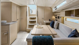 yello interior 1