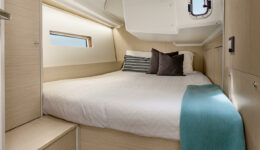 yello interior 5